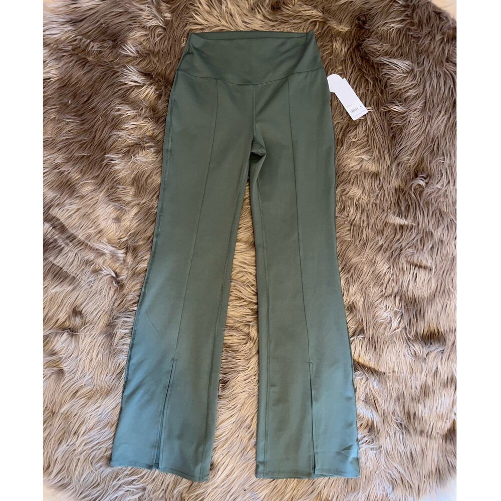 New Yogalicious Hi-Rise Lux Mia Split Flare Pant Agave Green size L